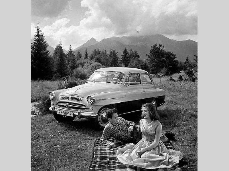 Škoda 445.
