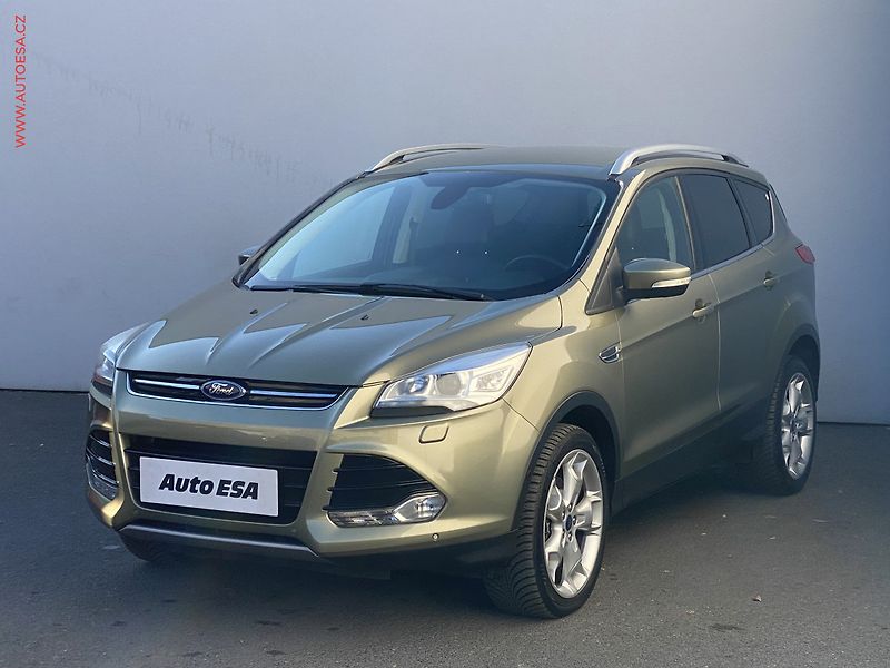 Ford Kuga (2013) 2.0 TDCI 4x4, AT, kůže - fotka 3 z 17