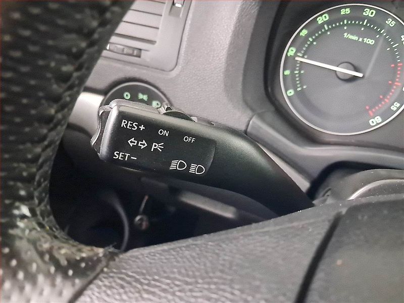 Škoda Octavia (2007) 1.9 TDI DPF, po STK, Tažné - fotka 15 z 16