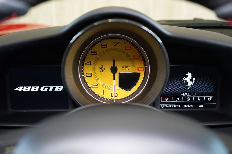 Ferrari 488 Lift/FullCarbon/Camera/Novitec - fotka 37 z 56