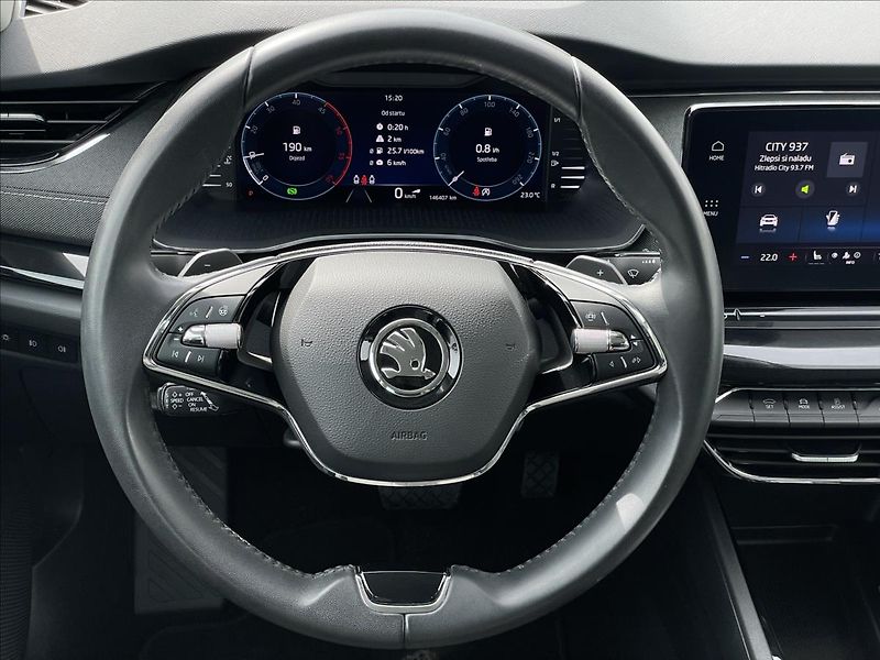 Škoda Octavia 2,0 TDI DSG Style Plus TAŽNÉ - fotka 8 z 22