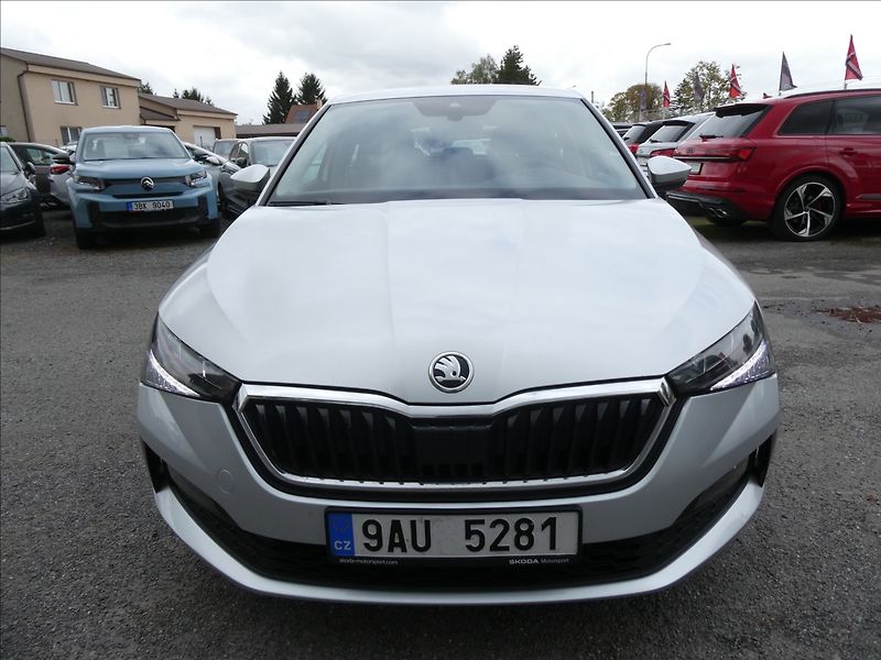 Škoda Scala 1,0 TSi 70kW ČR, DPH, klima - fotka 2 z 38