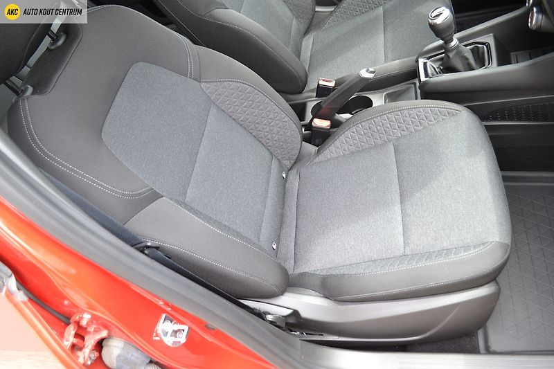 Renault Clio 1.0 TCe 90 - fotka 11 z 39