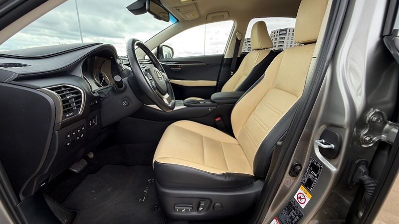 Lexus NX 300h 300H 2,5 HEV PREMIUM (LUXURY T - fotka 8 z 35