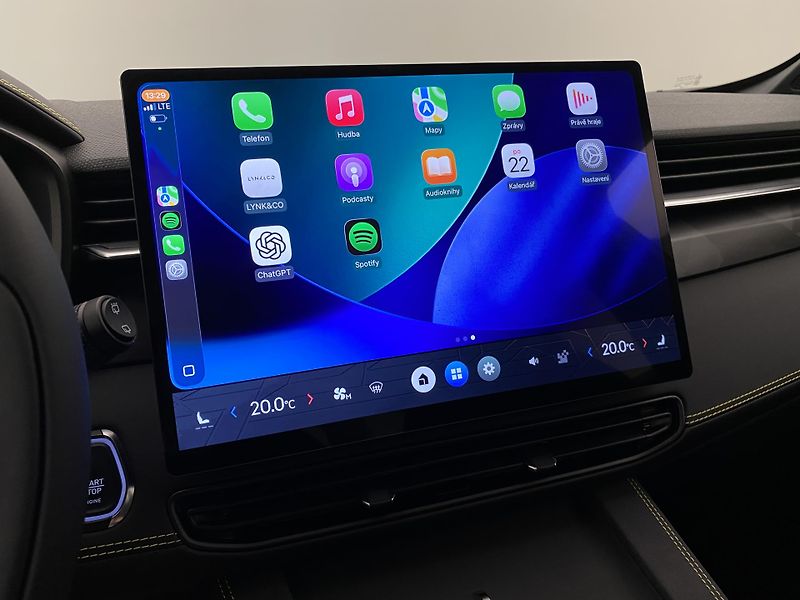 Lynk & Co 01 (2025) MORE PHEV AUT CZ 1.maj - fotka 89 z 95