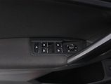 Volkswagen Tiguan (2016) R-Line 2.0 TSI - náhled 24
