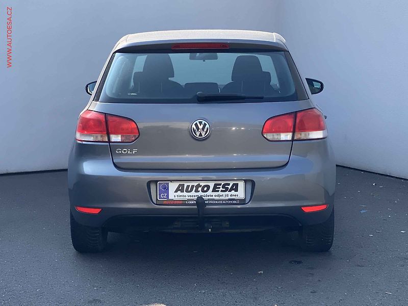 Volkswagen Golf (2009) 1.4 i, Trendline, TZ - fotka 5 z 16