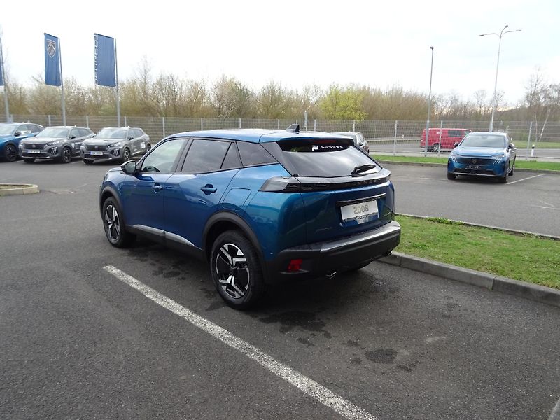 Peugeot 2008 (2026) ALLURE Hybrid 145k e-DCS6 - fotka 5 z 45