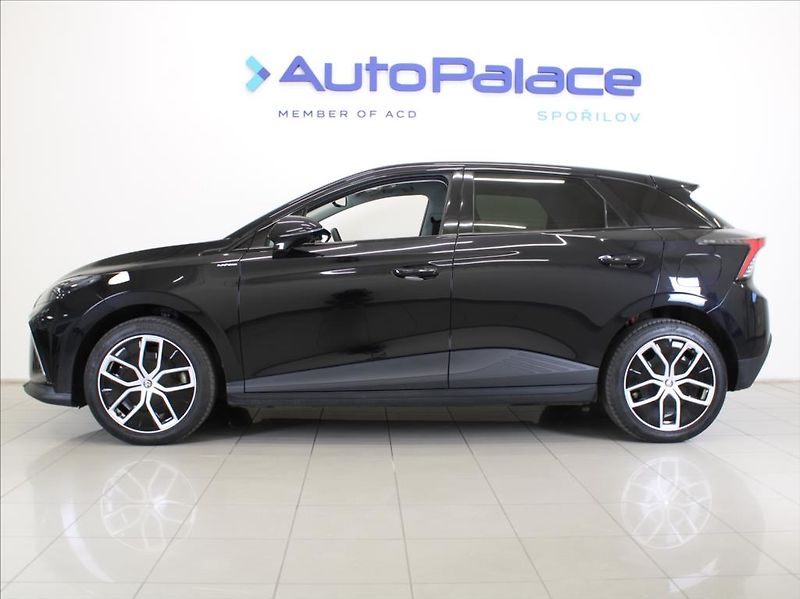 MG MG4 0,0 77kWh Exclusive 30tkm. ČR - fotka 5 z 26