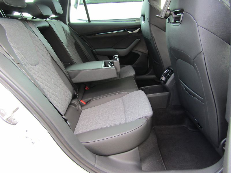 Škoda Octavia (2026) Combi Sportline 2.0 TDI 110 kW - fotka 26 z 30