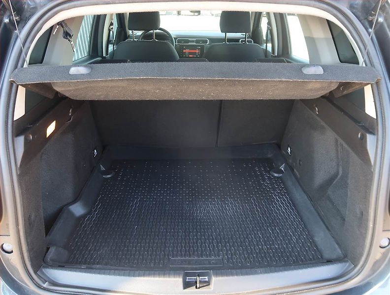 Dacia Duster (2024) Comfort 1.0 TCe, LPG, Tempomat - fotka 13 z 17