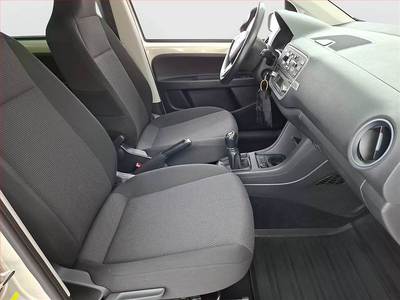 Škoda Citigo (2013) 1.0 MPI, po STK, zamluveno - fotka 9 z 13