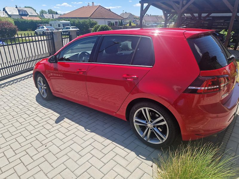 Volkswagen Golf (2017) plný servis - fotka 5 z 15