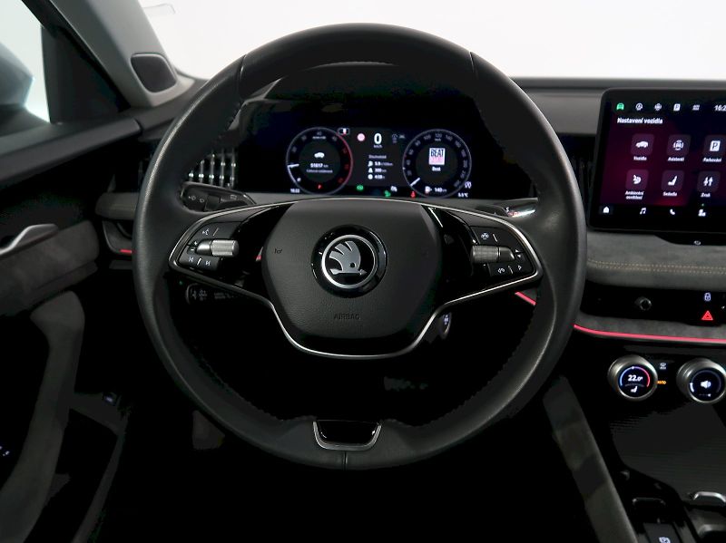 Škoda Superb (2024) 2.0TDI 110KW DSG CANTON LED MA - fotka 18 z 41