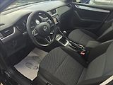 Škoda Octavia 1,6 TDi 4x4 Ambition STK - náhled 11