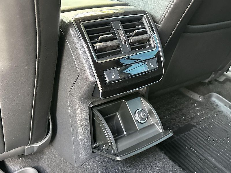 Škoda Superb (2023) Combi 2.0 TDI DSG L&K - fotka 26 z 33