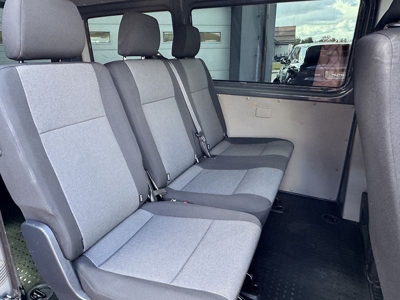 Volkswagen Transporter (2019) 2.0TDi Klima 5Míst Bluetooth - fotka 17 z 49