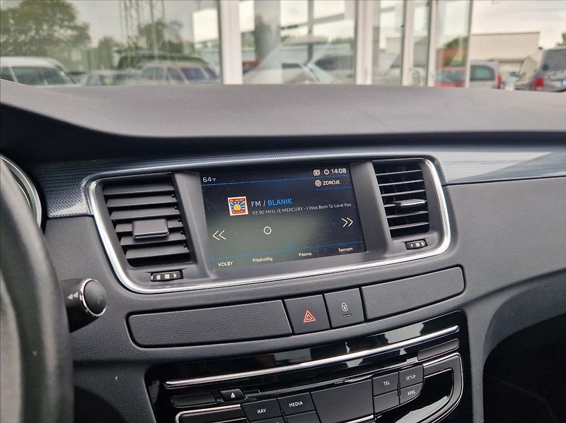 Peugeot 508 1,6 d 88kW KAMERA PANORAMA - fotka 29 z 37
