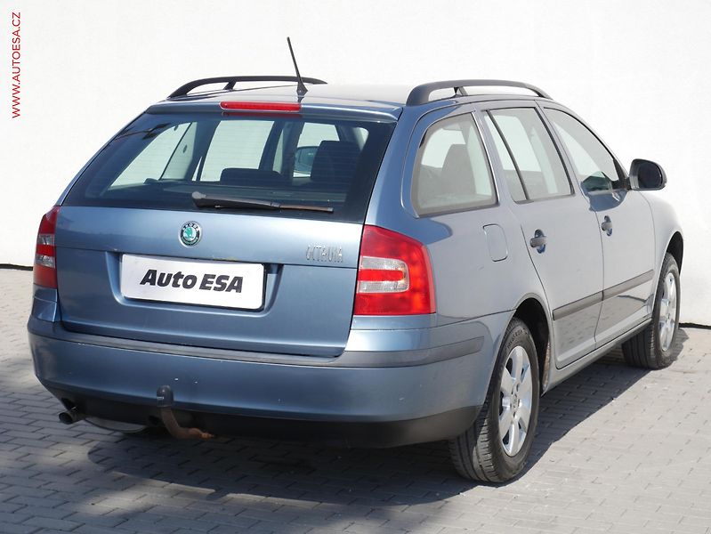 Škoda Octavia (2012) 1.6 MPi, ČR, Active, TZ - fotka 4 z 14