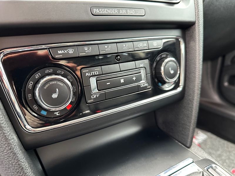 Škoda Superb (2010) 2.0TDi NAVI, XENON,KŮŽE,100%KM - fotka 12 z 15