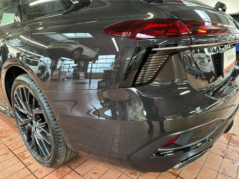 Audi A6 (2026) Avant e-hybrid quattro 220kW - fotka 18 z 25