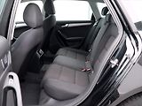 Audi A4 2,0 TDI 105kW Aut. 1.Maj. - náhled 13