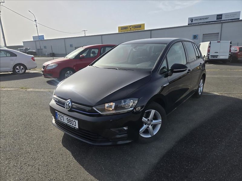 Volkswagen Golf Sportsvan 1,6 TDI 81KW  Comfortline - fotka 1 z 36
