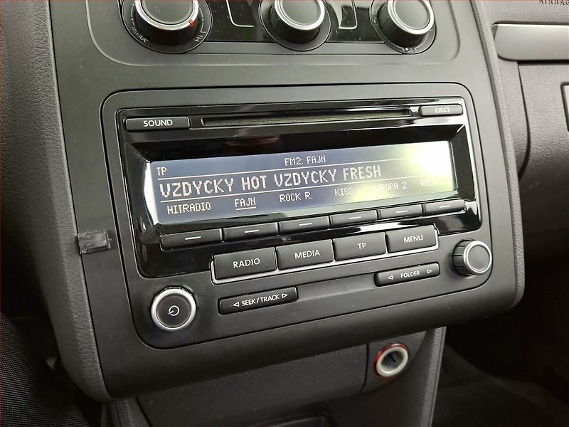 Volkswagen Touran (2015) 1.2 TSI, Serv.kniha, Tempomat - fotka 14 z 17