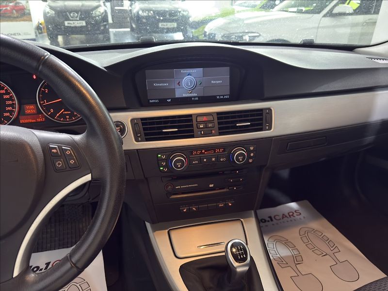 BMW Řada 3 2,0   i 125KW ANGEL NAVI TEMPO - fotka 12 z 26