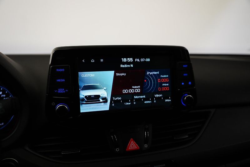Hyundai i30 - fotka 18 z 25
