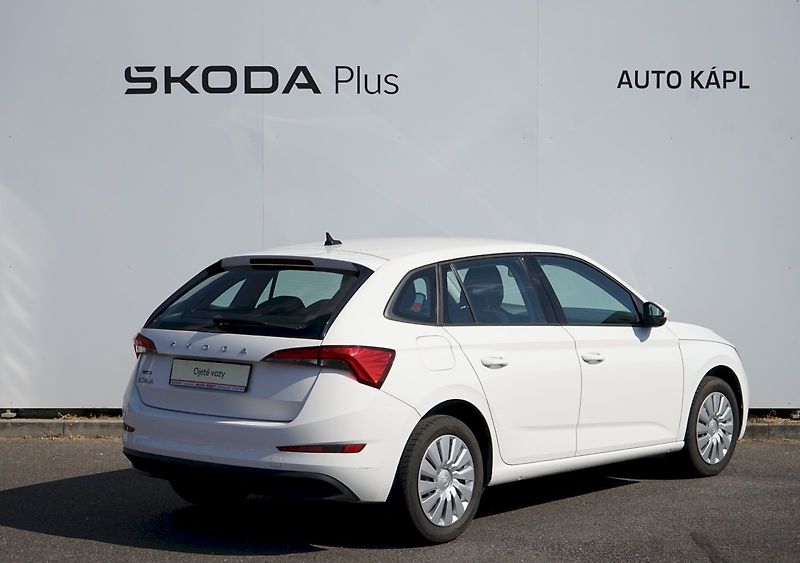 Škoda Scala (2021) TSI 70 kW Ambition - fotka 2 z 25