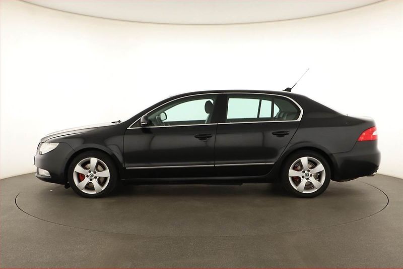 Škoda Superb (2008) 2.0 TDI, Automat, Navi, Xenony - fotka 3 z 19