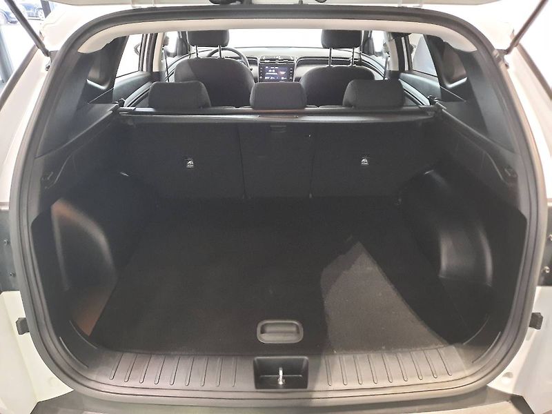 Hyundai Tucson (2022) 1.6 T-GDi 4x4 (110kW/150k) - fotka 23 z 27