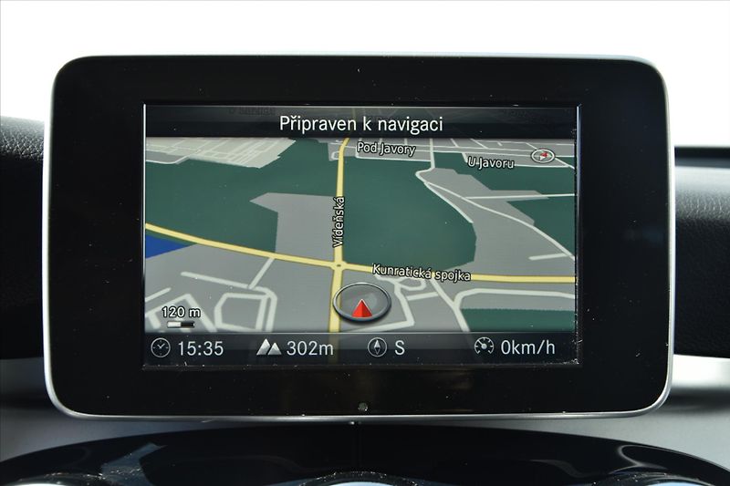 Mercedes-Benz GLC 250 155kW 4MATIC LED DPH ČR - fotka 19 z 27