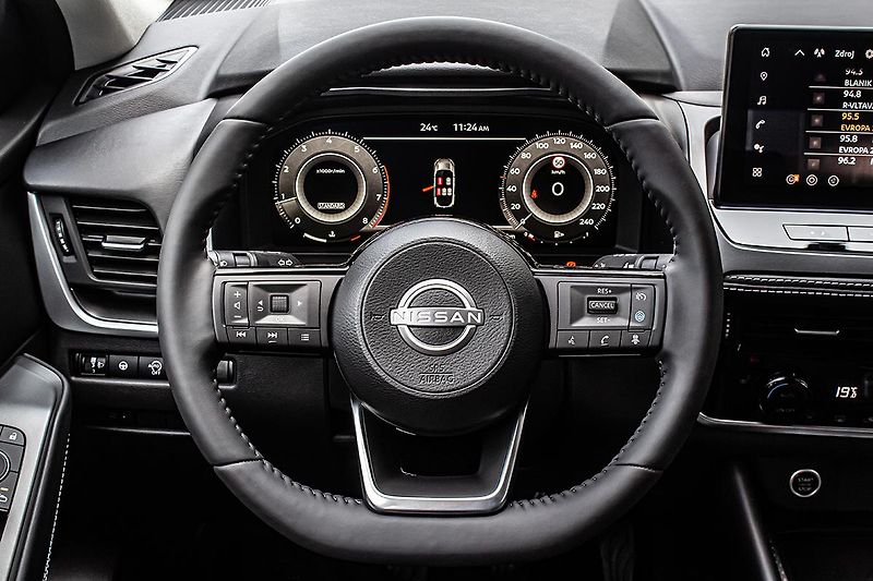 Nissan Qashqai (2026) 1,3 DIG-T X-TRONIC N-CONNECTA - fotka 10 z 14