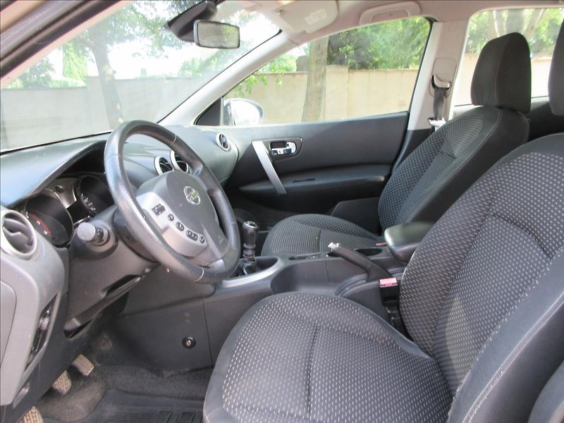 Nissan Qashqai 1,5 Dci, Dual klima, VADA MOTO - fotka 11 z 24