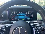 Mercedes-Benz Třídy E AVANTGARDE 220d 4MATIC - náhled 10