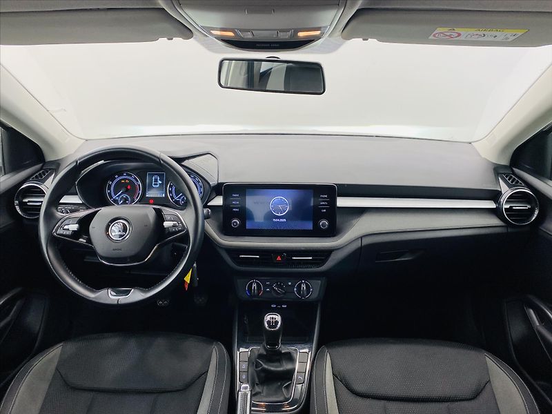 Škoda Fabia 1,0 TSI 70kW Ambition - fotka 9 z 23