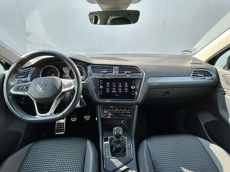 Volkswagen Tiguan (2022) 1.5 TSI 110kW záruka LED manuá - fotka 5 z 30