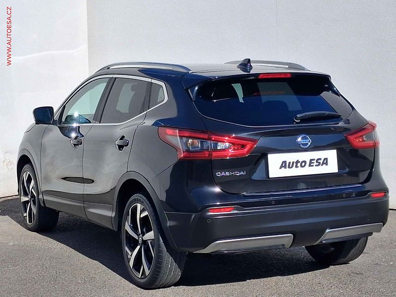 Nissan Qashqai (2017) 1.2 DiG-T, Tekna, +kola - fotka 6 z 21