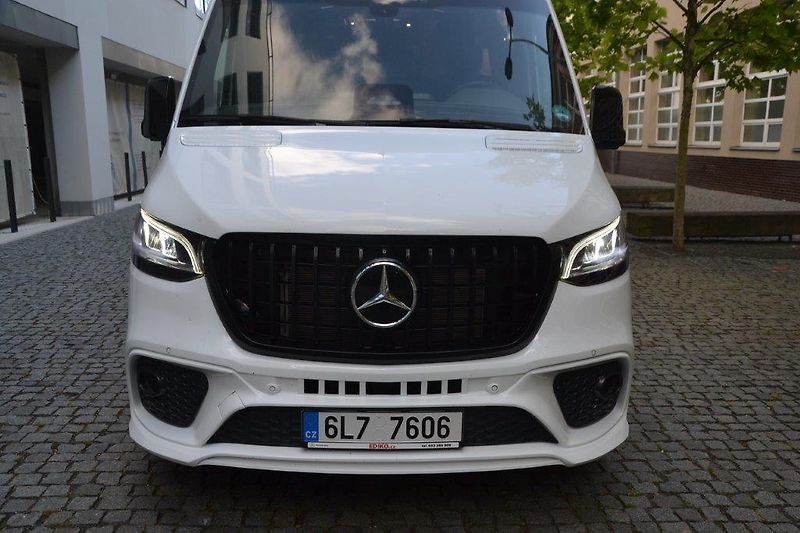 Mercedes-Benz Sprinter 319 Camper Family - fotka 44 z 50