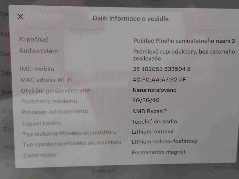 Tesla Model 3 RWD LED ACC 18ALU NAVI SOH 92% - fotka 15 z 17