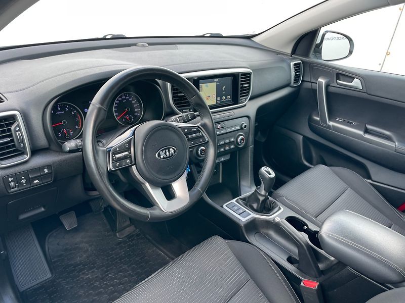 Kia Sportage (2019) 1.6GDi Exclusive! ČR+1.maj.! - fotka 12 z 35