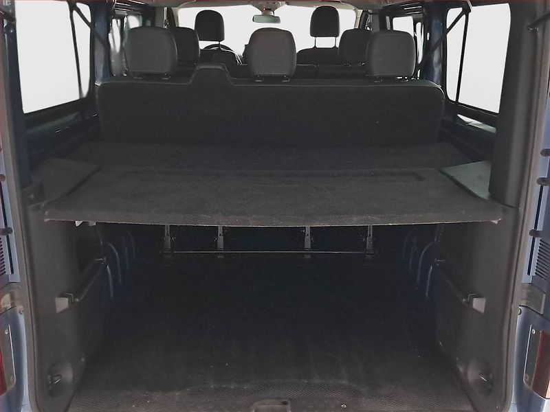Opel Vivaro (2016) 1.6 BiCDTI, Bus, 8Míst, ČR - fotka 14 z 19