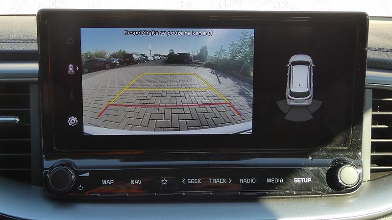 Kia Ceed 1.5 T-GDI TOP - fotka 16 z 23