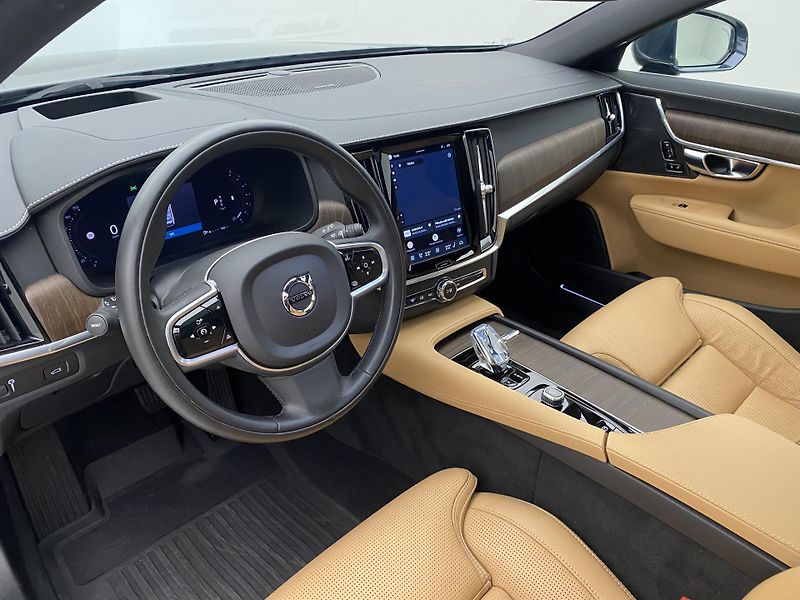 Volvo V90 B4 BRIGHT PLUS AUT REZERVACE - fotka 4 z 48