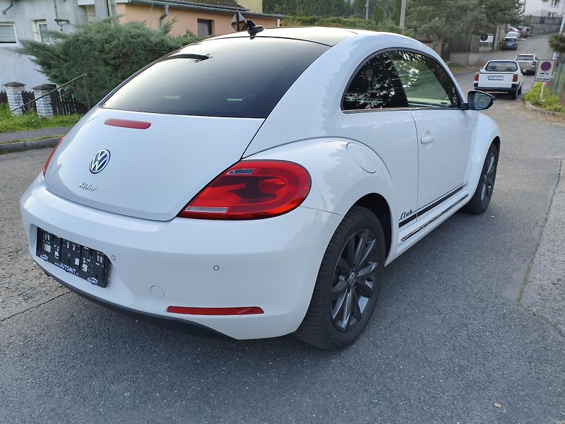 Volkswagen Beetle (2015) 1,2 TSI Club - fotka 6 z 33