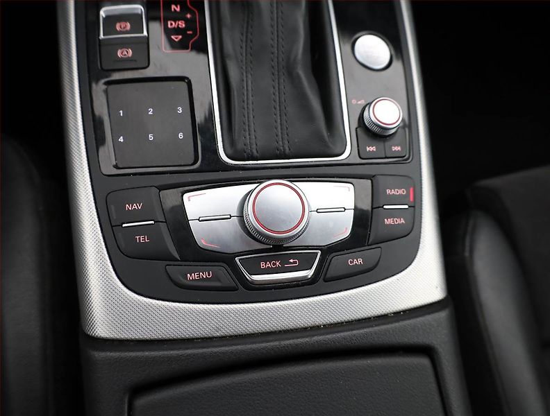 Audi A6 Allroad (2015) 3.0 TDI, 4X4, Automat, Kůže - fotka 12 z 19