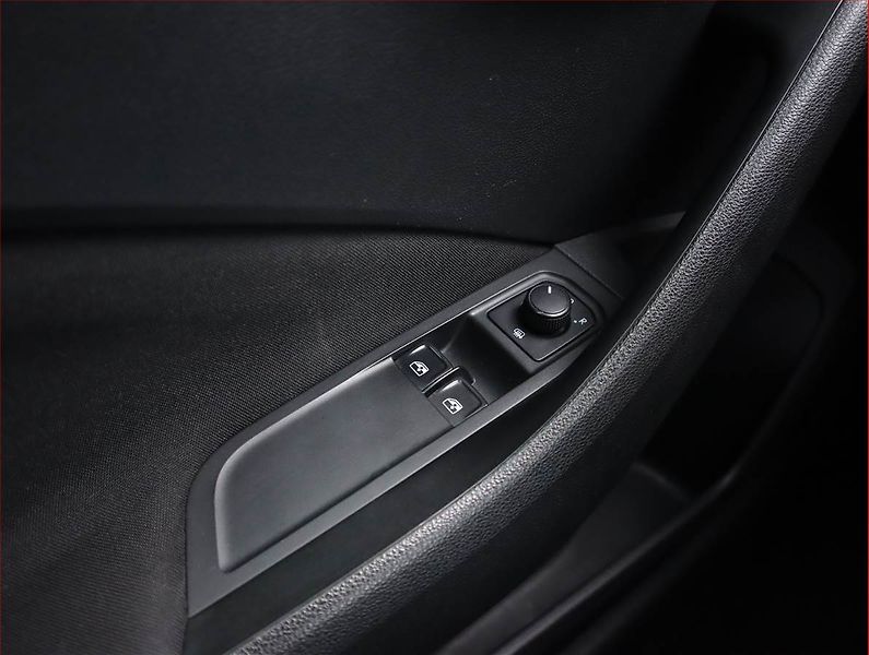 Škoda Scala (2022) Ambition 1.0 TSI, Serv.kniha - fotka 20 z 21