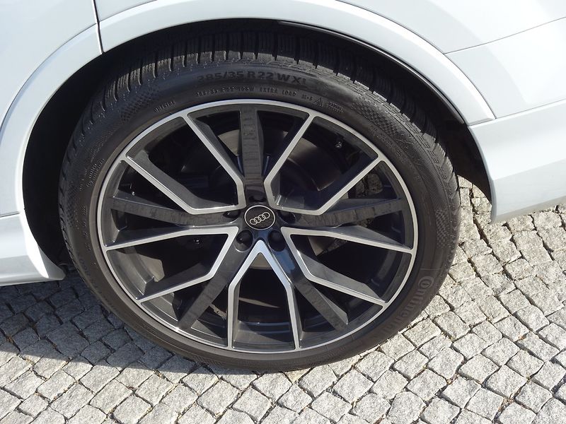 Audi SQ7 (2022) 4.0*TFSI*373KW*TOP-VÝB*ZÁRUKA! - fotka 10 z 50